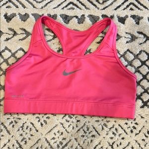 Nike pro sports bra